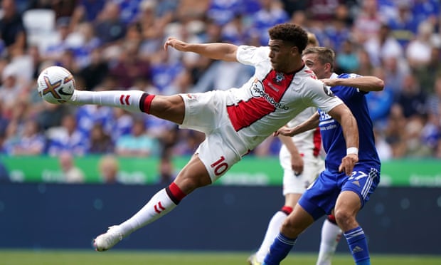 Che Adams scores Southampton’s second goal against Leicester.