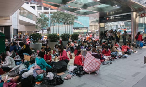 Hong Kong migrant workers in Statue Square