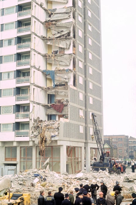 Ronan Point tower block, 15 June 1968.