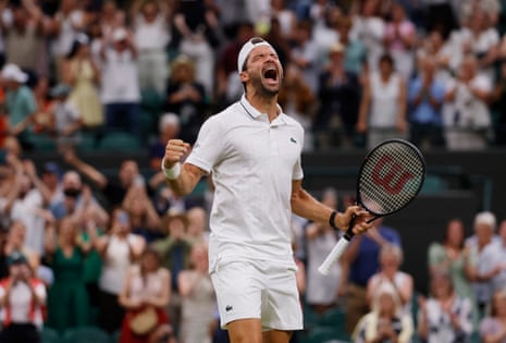 Wimbledon 2026: Ο Ντιμιτρόφ νικάει τον Μένσικ. Ο Τιαφόε κερδίζει τον Τσόινσκι. Rybakina μέσω – live