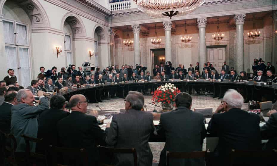 Polish Round Table Talks Archive, Conference Round Table Definition