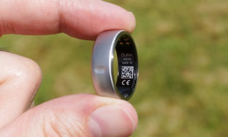 The inside of the Oura ring 3.