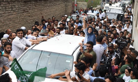 Iltija Mufti daughter of former chief minister Mehbooba Mufti, flashes avictory sign after filing her nomination papers for the seat of Bijbehara in August.
