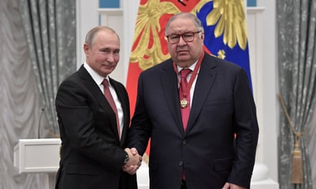 Russia’s president, Vladimir Putin (left), with Alisher Usmanov in Moscow, 2018.