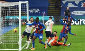 Schlupp is quickest to react to score