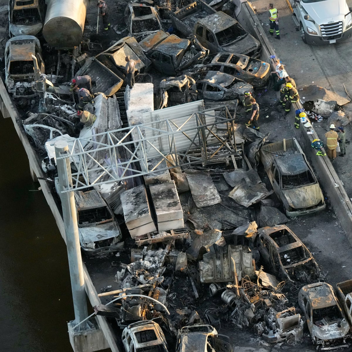 Louisiana 'superfog' crash death toll rises to eight after 168-vehicle pileup | Louisiana | The Guardian