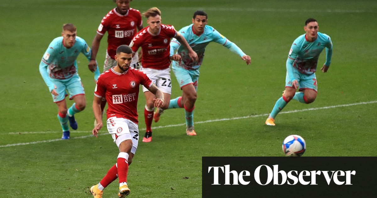 Championship: Bristol City grab point after controversial late penalty