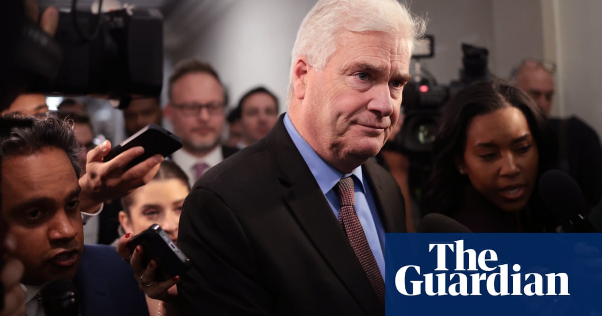 Емър допълва пълния състав на републиканските лидери – Майк Джонсън