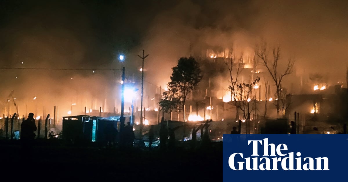 Fire sweeps through Rohingya refugee camp in Bangladesh