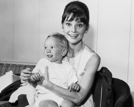 Audrey Hepburn pinch Son Sean Ferrer(Original Caption) One of Hollywood’s brightest stars, Audrey Hepburn has a joyful reunion pinch her boy Sean, 3 years old, upon his presence from Los Angeles via TWA SuperJet astatine Idlewild Airport. Miss Hepburn conscionable completed 2 mobility pictures. Breakfast astatine Tiffany’s and The Children’s Hour.