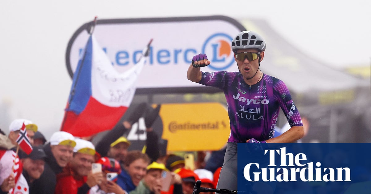 Tour de France: O'Connor climbs to stage 18 victory as Pogacar keeps grip on yellow
