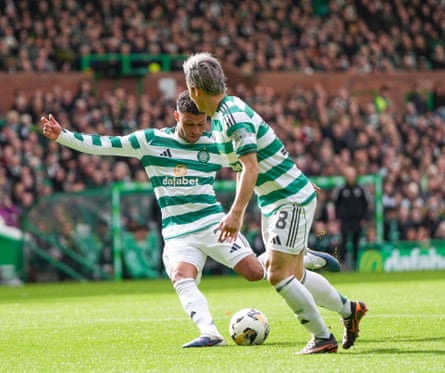 Alex Oxlade-Chamberlain scores