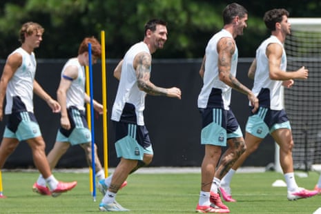 Lionel Messi laughs at escaping having to watch the other R16 match tonight as presumably he will be playing against Egypt.