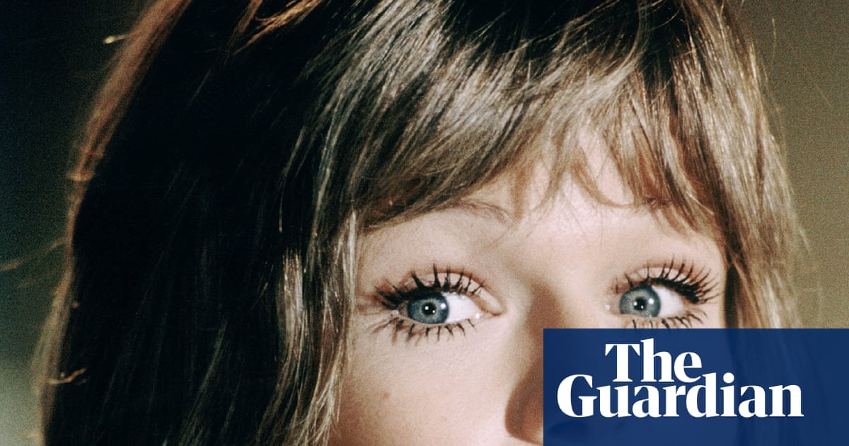 Valerie Perrine, Superman and Lenny actor, dies aged 82