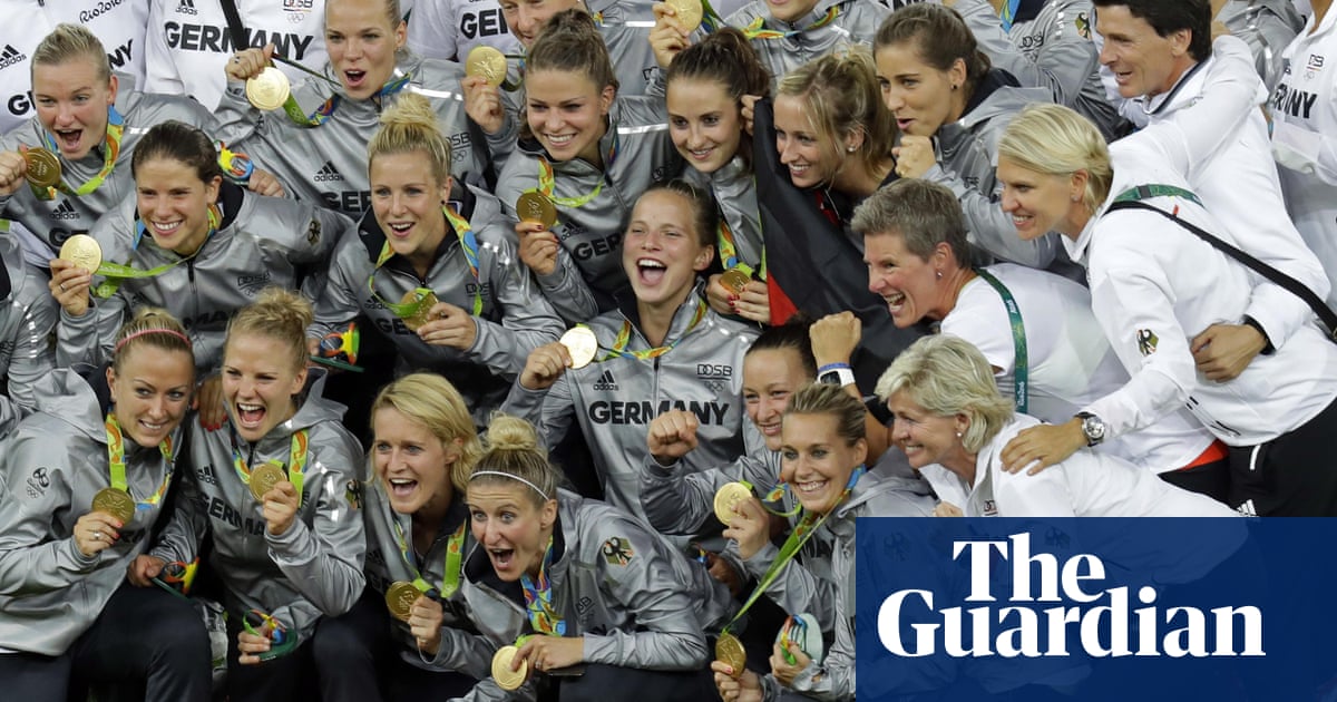 Germany Beat Sweden In Olympic Final To Win Their First Women S Football Gold Rio 16 The Guardian Germany Beat Sweden In Olympic Final To Win Their First Women S Football Gold Rio 16 The Guardian