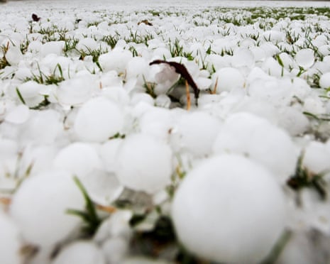 Hail accumulation in Oum Ladjoul, Algeria