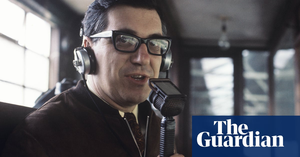 Gerald Sinstadt, former BBC and ITV football commentator, dies aged 91