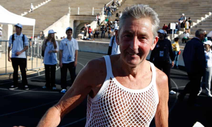 Ron Hill competing in the Athens Classic marathon in 2010.