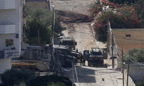 US woman reportedly dies after being shot by Israeli troops at anti-settler protest (theguardian.com)