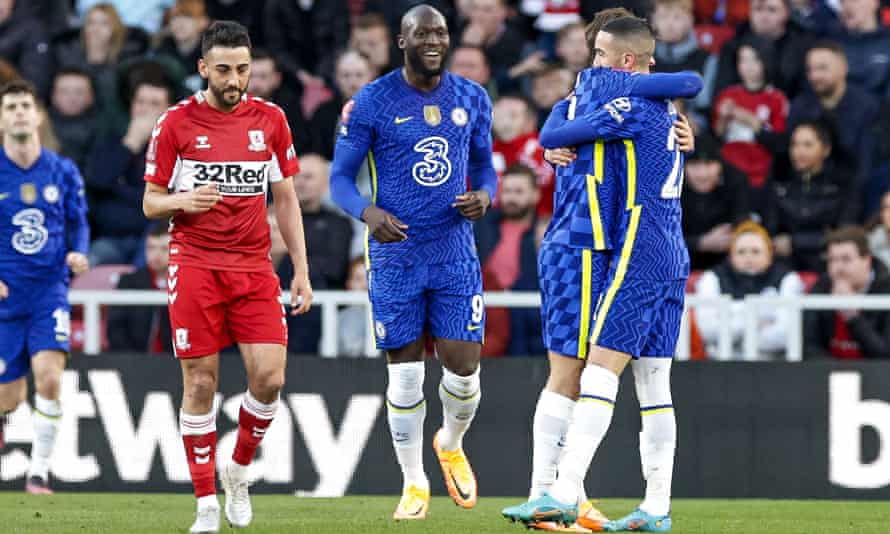 Thomas Tuchel lauds ‘trust and team spirit’ after Chelsea win at Boro | Chelsea 1 Hakim Ziyech celebrates with his teammates after scoring Chelsea’s decisive second goal