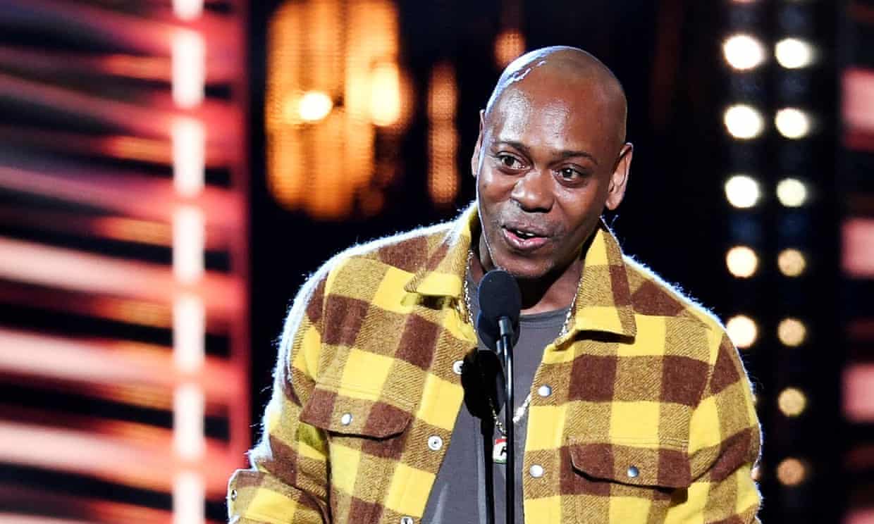 Dave Chappelle attacked by man with replica gun at LA comedy festival (theguardian.com)