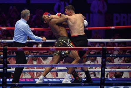 Kristian Prenga lands a punch on Anthony Joshua in Jeddah