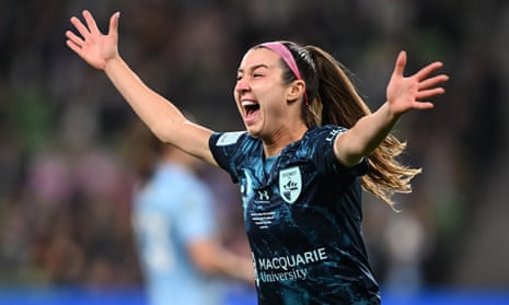 A late strike by substitute Shea Connors clinched the A-League Women Grand Final for Sydney FC.