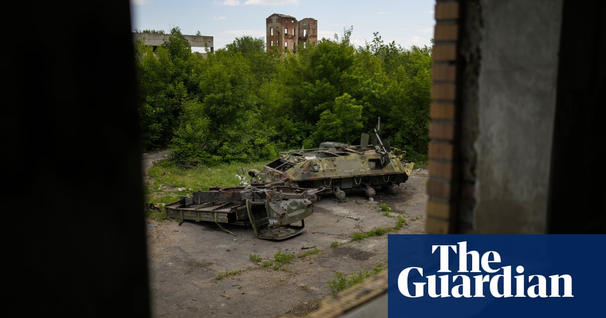Russians advance into largest city in Donbas still in Ukrainian hands