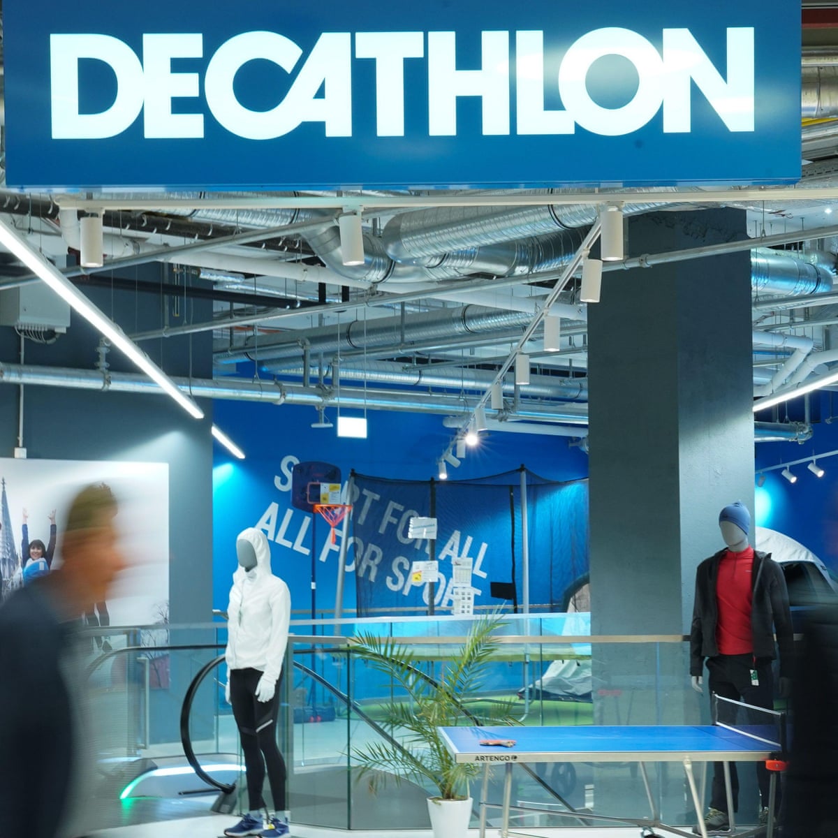 Decathlon Stops Canoe Sales In Northern France To Curb Migrant Crossings France The Guardian Decathlon Stops Canoe Sales In Northern France To Curb Migrant Crossings France The Guardian