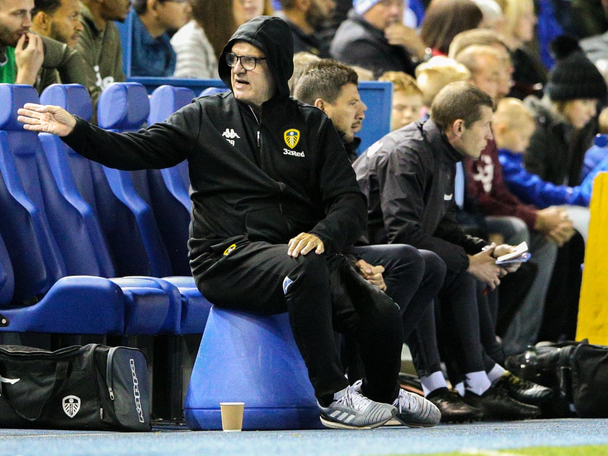 How Leeds Fell In Love With Marcelo Bielsa The Man On A Blue Bucket Football The Guardian