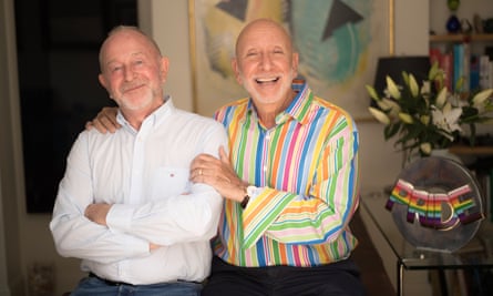 « C'est le temps de la récupération pour nous »… Gattos (à droite) avec David, co-fondateur de la loterie et son partenaire depuis 43 ans.