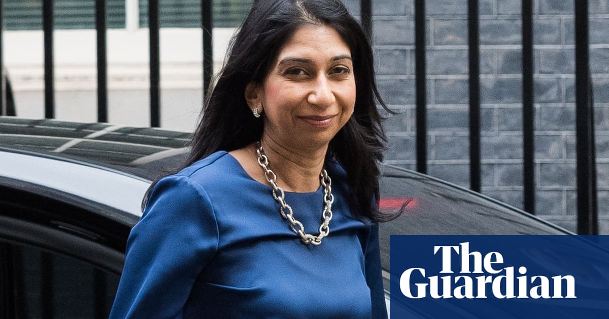 Braverman announces new limits on overseas students bringing family to UK