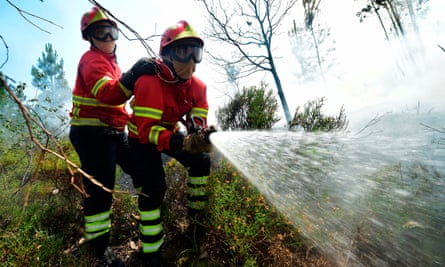 Firefighters in Vale da Ponte, Pedrógão Grande