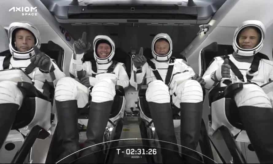 First fully private astronaut team blasts off to ISS in landmark SpaceX flight |  Space out