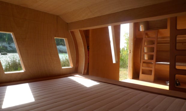 Living space inside the Nuage Zebra cabin