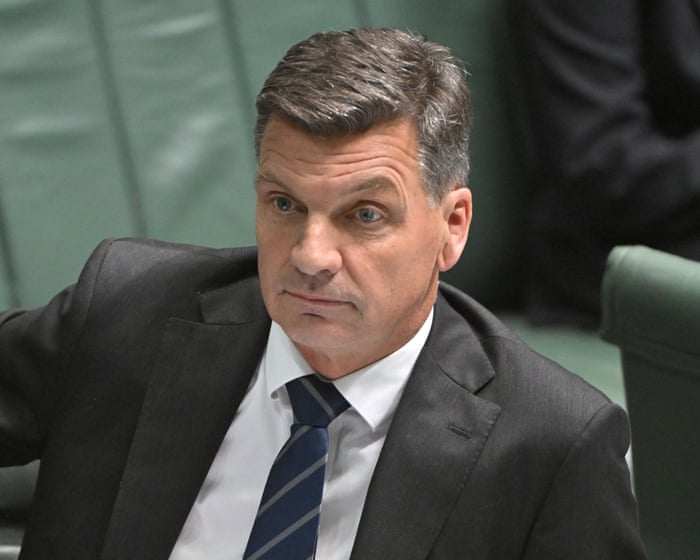 Taylor defends Sarah Henderson’s triple-zero calls amid questions about claimed Telstra-outage death in SA