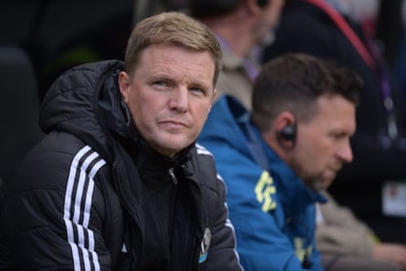 Newcastle manager Eddie Howe on the bench