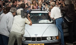 German Bank Raid And Hostage Grab Of 80s Plays Out In Tv Drama World News The Guardian