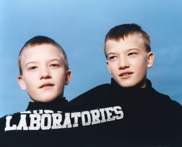 Volodymyr Kaminetsky – Twins, Paris, 2024Originally from Zaporizhzhia, Kaminetsky moved to Italy at the age of 15. He studied photography at the Rome University of Fine Arts and now lives in London. He works mainly in fashion photography. His work from the series Twins is a sensual portrait of two young Ukrainian brothers, taken against the carefree backdrop of the Parisian sky.