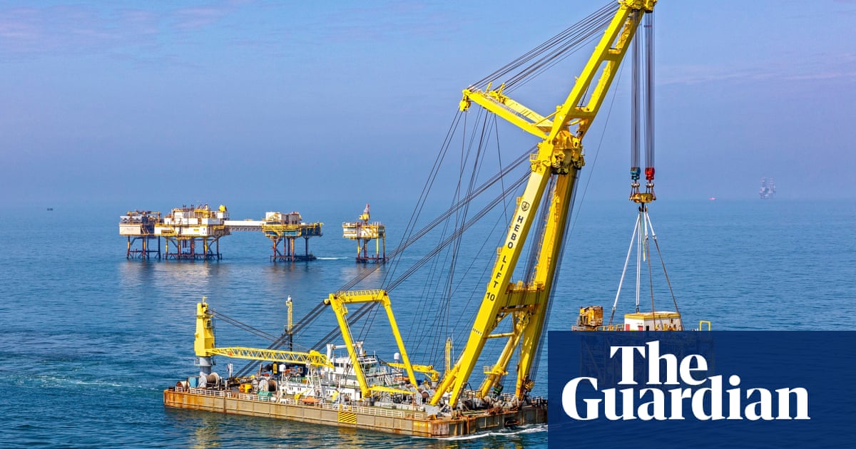 $30m salvage operation on Mike Lynch's superyacht to begin