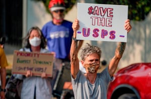 Distinctive: Trump’s postal main ousted brother to win manage of family members company, court data files allege | Company Distinctive: Trump’s postal main ousted brother to win manage of family members company, court data files allege | Company