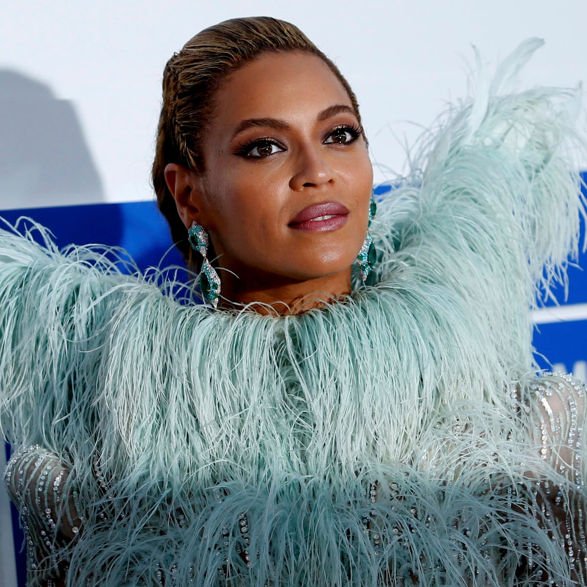 Grammy Awards 2017 Beyonce Leads Nominations With Lemonade Grammys The Guardian