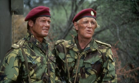 Roger Moore with Richard Harris in The Wild Geese, 1978.