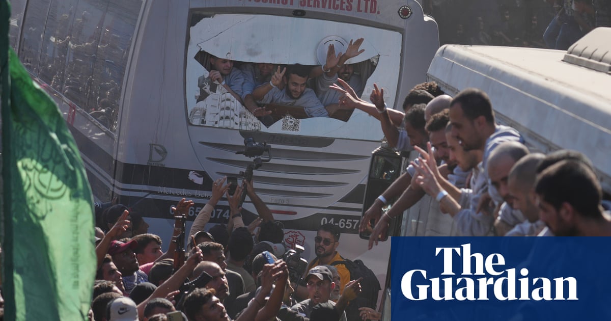 ‘Locked up for 24 years’: joy and sorrow as Palestinian prisoners and detainees return home