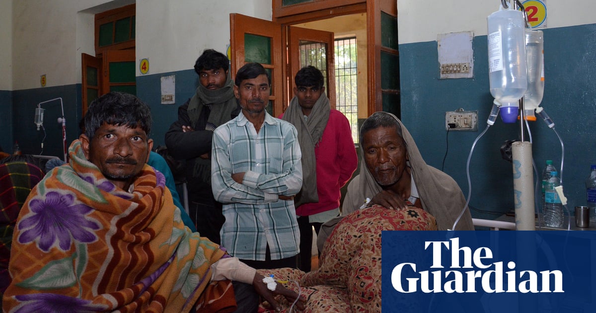 Toxic alcohol 'laced with methanol' kills at least 99 people in India