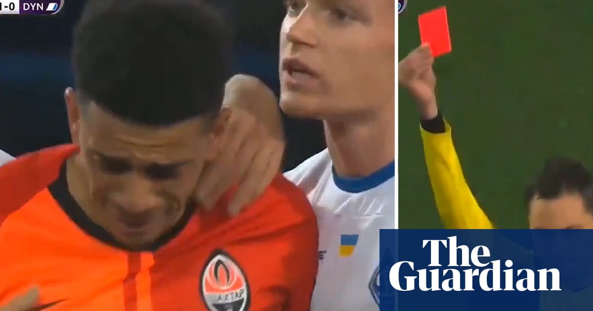 Shakhtars Taison helpless after being sent off for reaction to racist abuse – video report