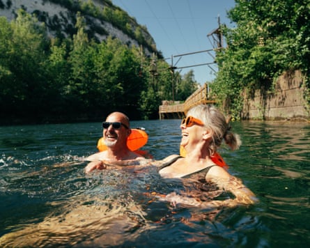 Man and woman in sunglasses