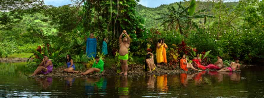 Fonofono o le nuanua: Rainbow Feet (After Gauguin), 2020.