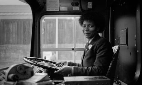 Martin Jenkinson, Maxine Duffat, South Yorkshire Passenger Transport’s first black woman bus driver. Herries Road bus garage, Sheffield., 18/11/1983 © Martin Jenkinson Photo Library / pressphotos.co.uk
