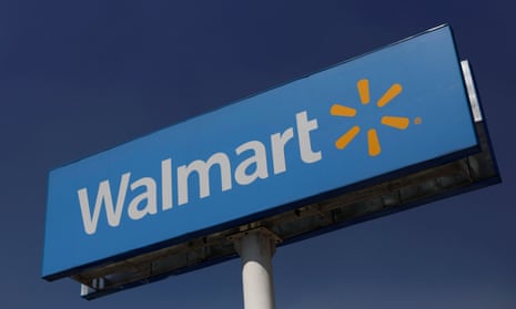 A Walmart sign is pictured at one of their stores in Mexico City, Mexico March 28, 2019. Picture taken March 28, 2019. REUTERS/Edgard Garrido